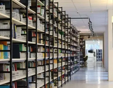 Kwiaty dla Mamy - biblioteka w Klikowej szykuje czułe zajęcia 🌷